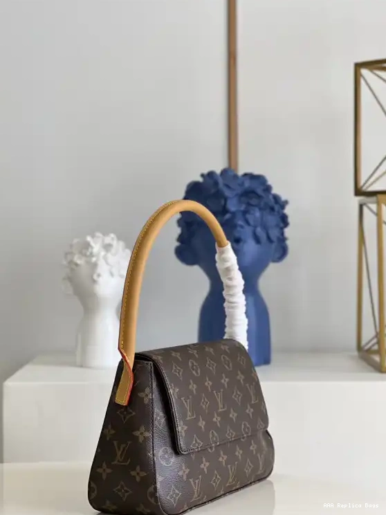 Aaa replica ru Vuitton looping Louis bag-24x21x9cm 0615
